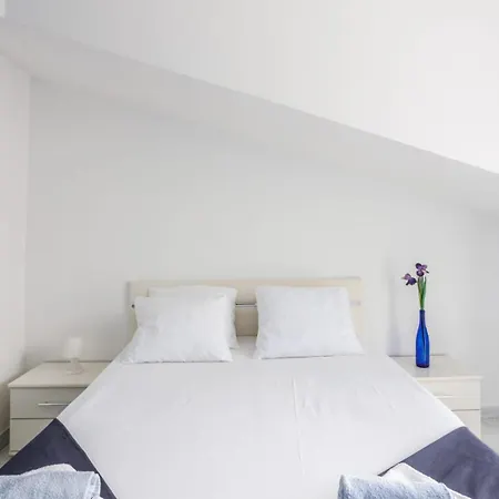 Four Pearls Hotel